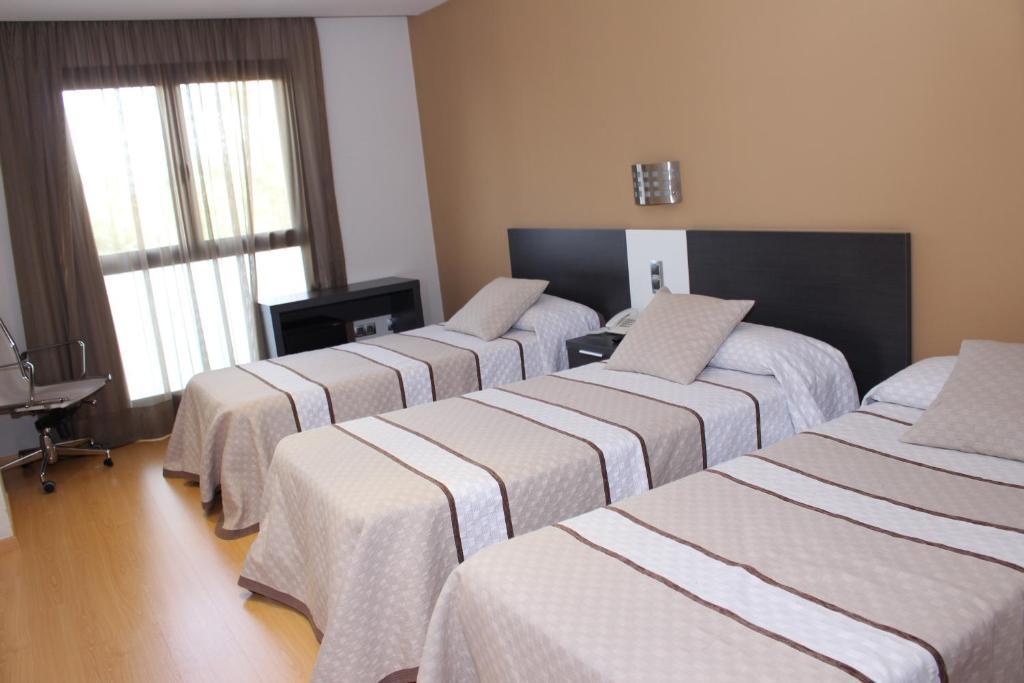 Hotel Ciutat D'Amposta Luaran gambar